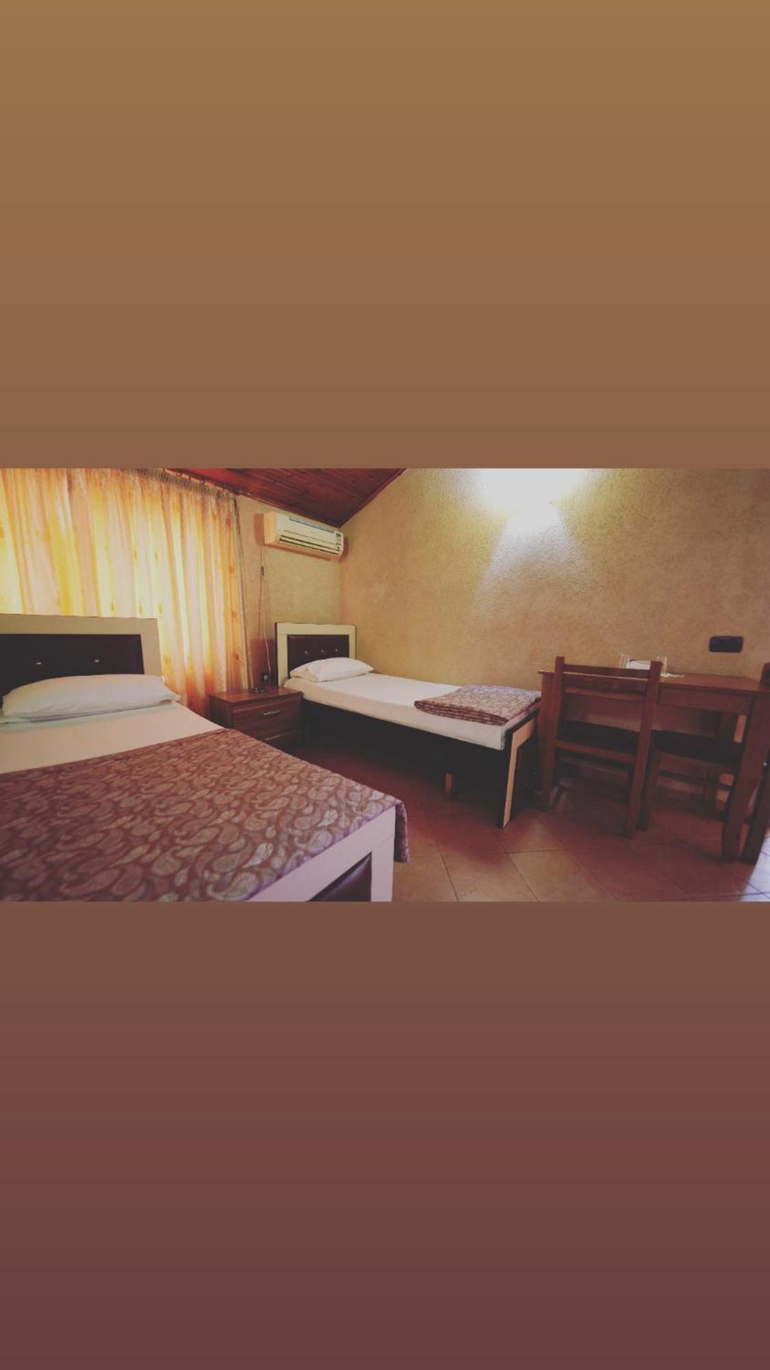 Alen Bar Hotel Tiranë Ngoại thất bức ảnh