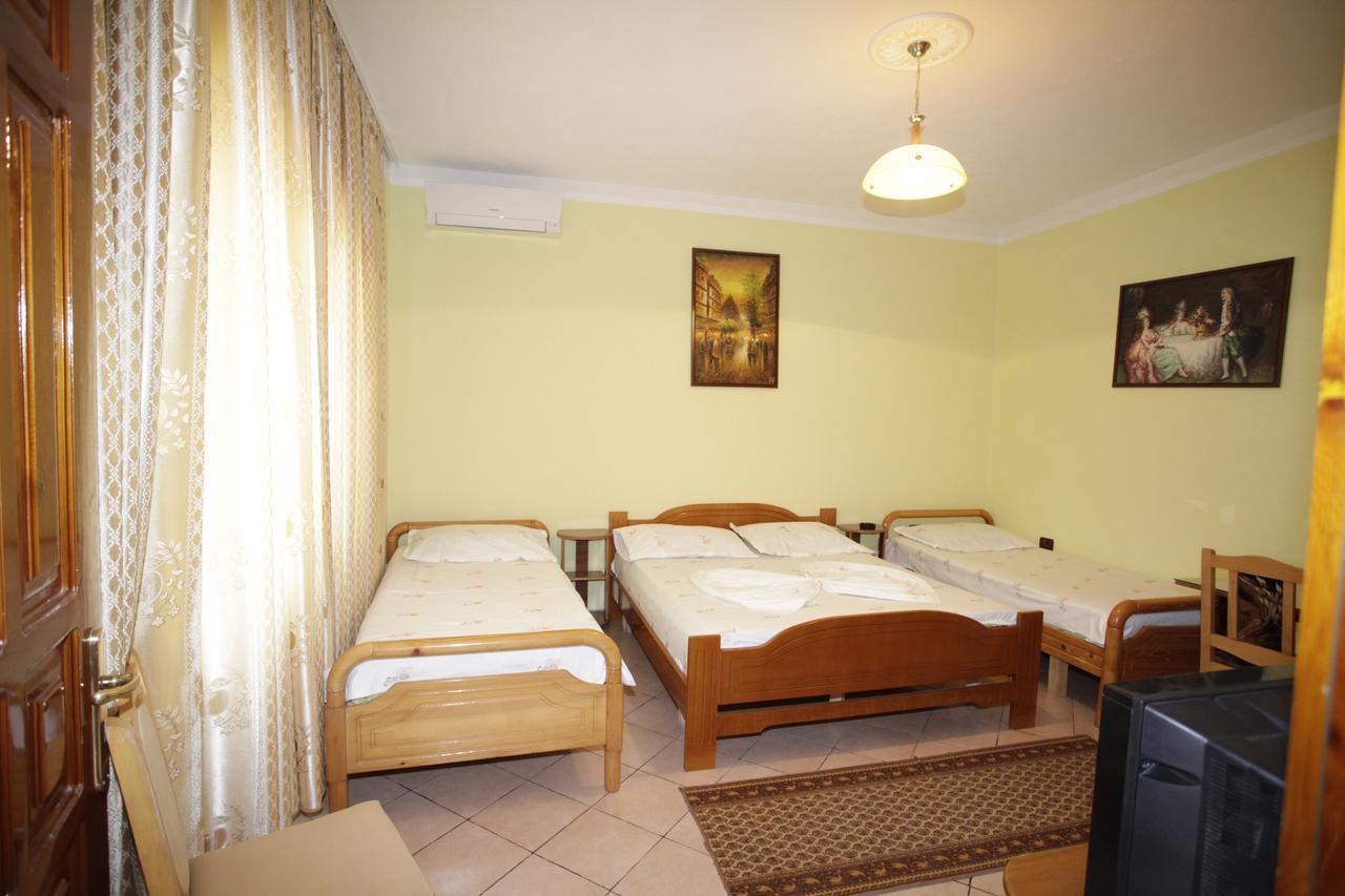Alen Bar Hotel Tiranë Ngoại thất bức ảnh